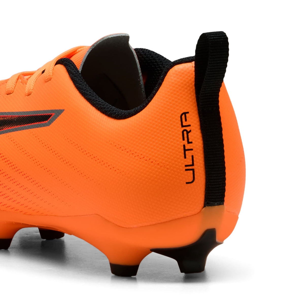 ULTRA 6 PLAY FG/AG Football Boots Youth - Runner