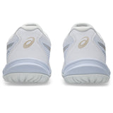 Upcourt 6 Grade School Sports Shoes - Runner