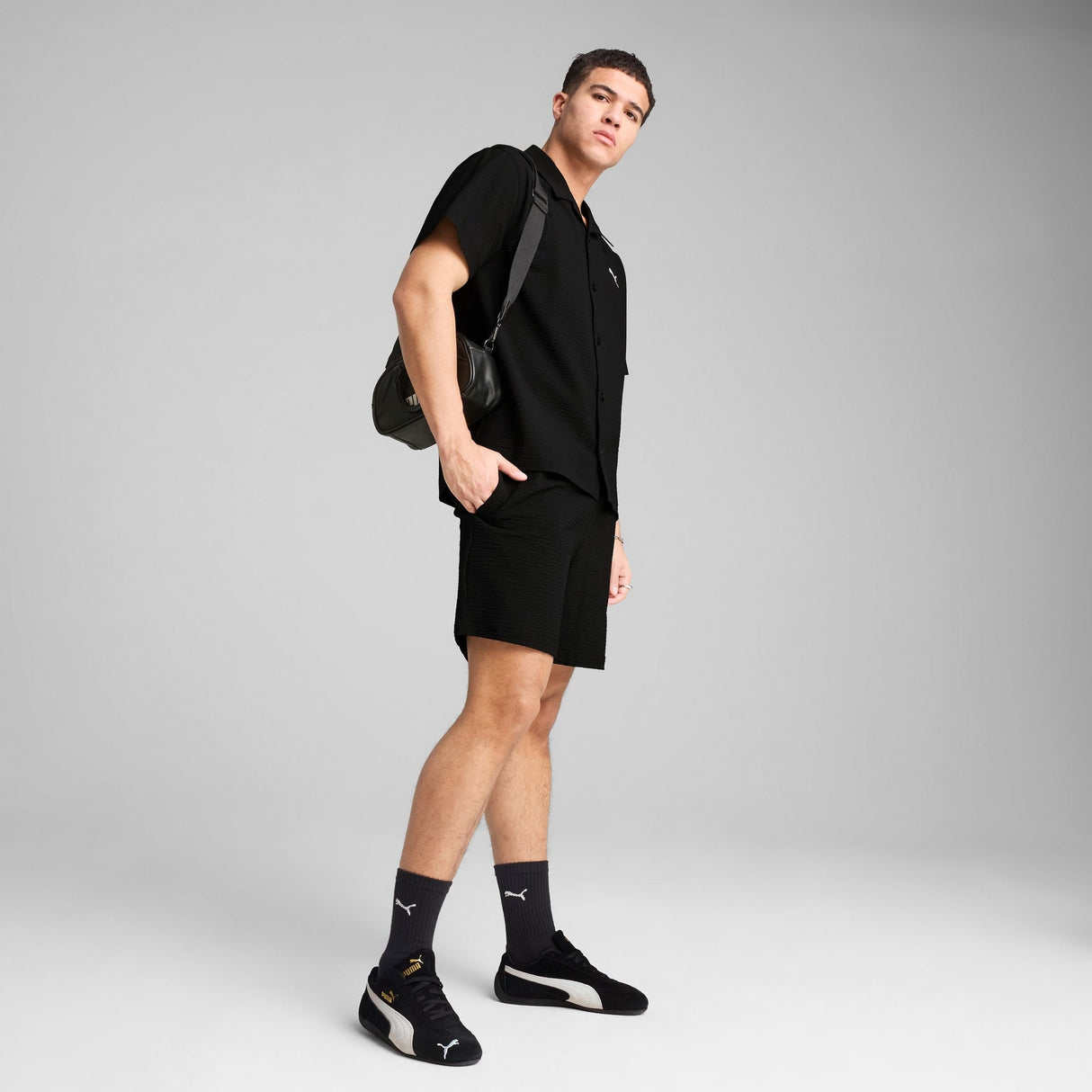 WARDROBE Essentials Seersucker Relaxed Shirt Men - Runner