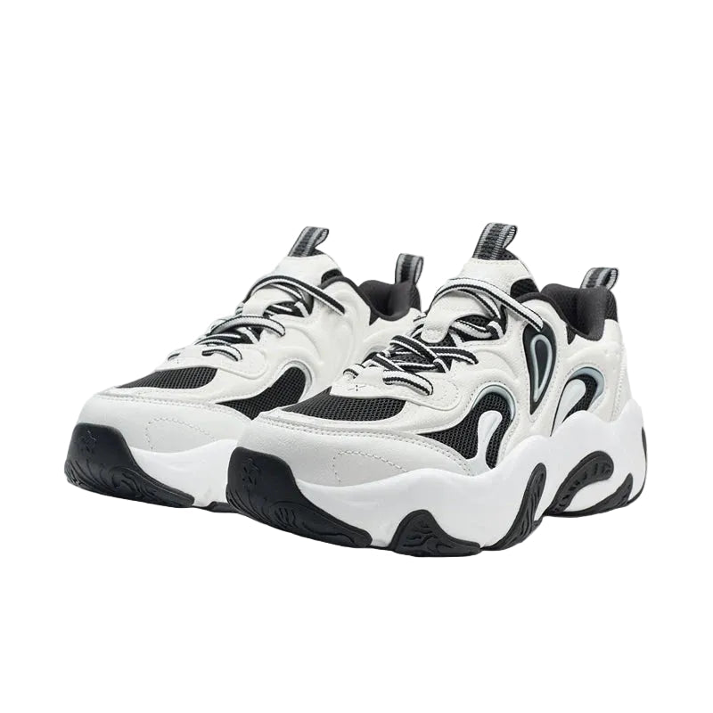 XTEP Petal 3.0 Women's Casual Shoes Canvas White/Black 320008 - 18 XEW12 - Runner