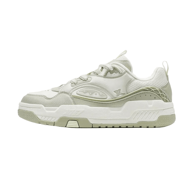 XTEP Women's Skateboarding Shoes Canvas White/Grey/Faint Grey 310028 - 4 XEW17 - Runner